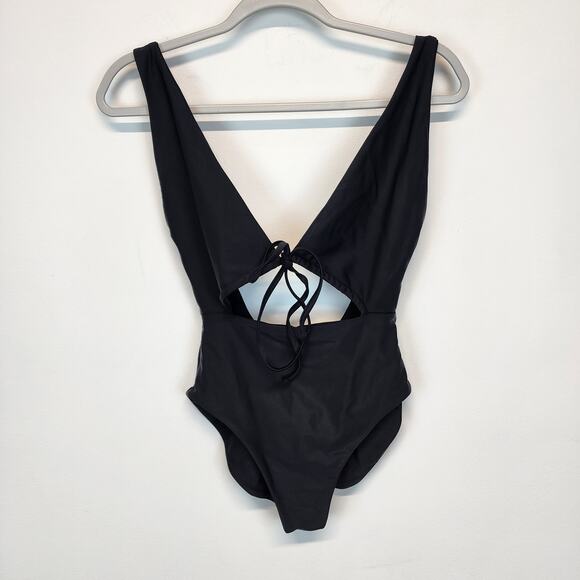Jade Cava One Piece Black Swimsuit Size M Cutout Tie Front Low Back Beach Vaca - Picture 2 of 9